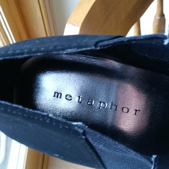 Metaphor Dressy Ankle Bootie Heels Size 10 - Picture 6 of 16